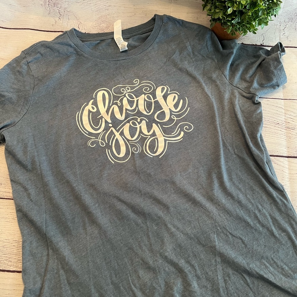 Choose Joy Tee